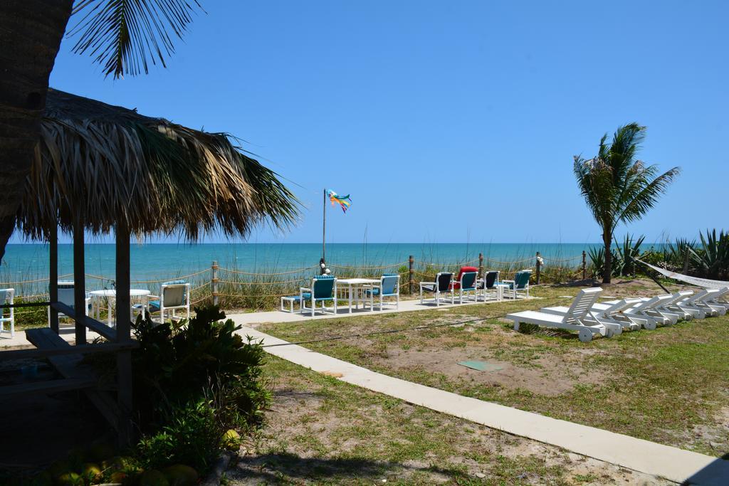 Motel Oceanfront Sea Scape